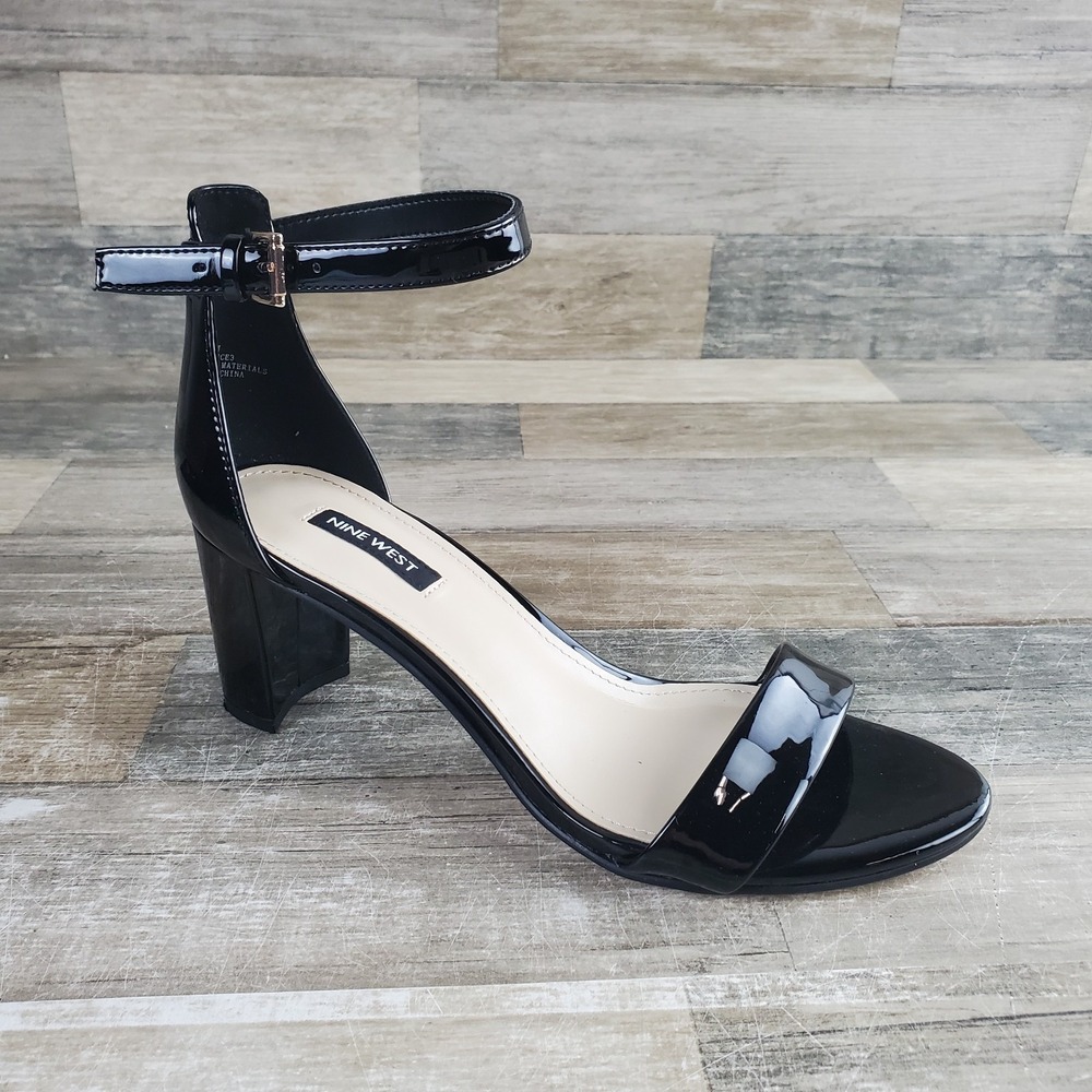 Nine West Pruce Womens Sandal Sz 9 W Black Patent Leather Ankle Strap Block Heel